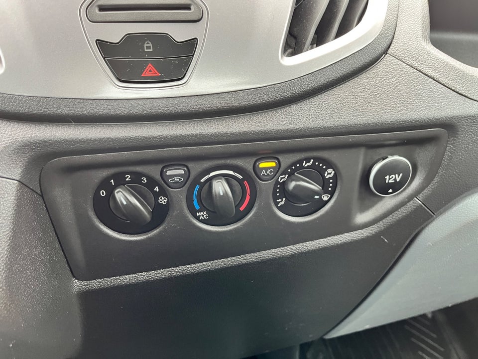 Ford Transit 350 L3 Chassis 2,0 TDCi 130 Autotransporter RWD 2d