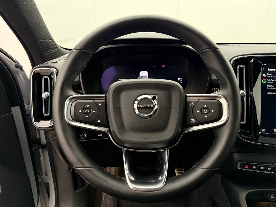 Volvo XC40 P8 ReCharge Twin Pro 5d