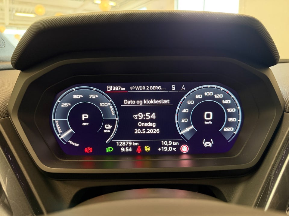 Audi Q4 e-tron 45 S-line quattro 5d