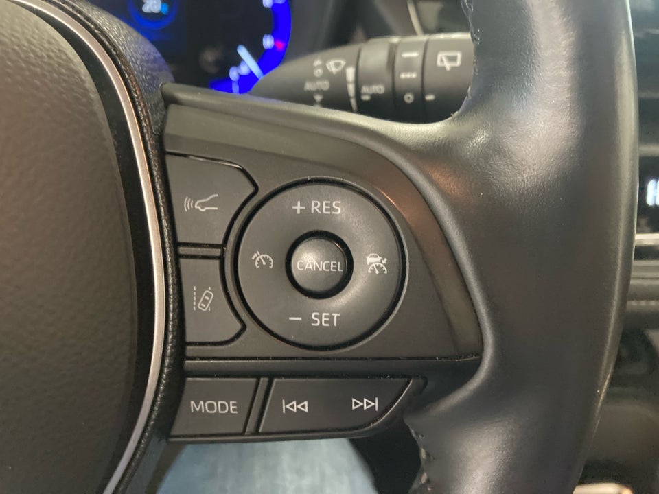 Toyota Corolla 1,8 Hybrid H3 Premium Touring Sports MDS 5d