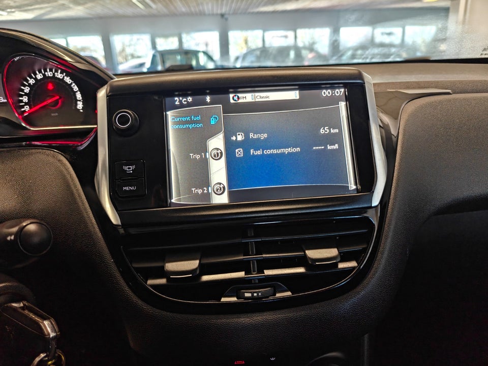 Peugeot 208 1,2 VTi Active 5d