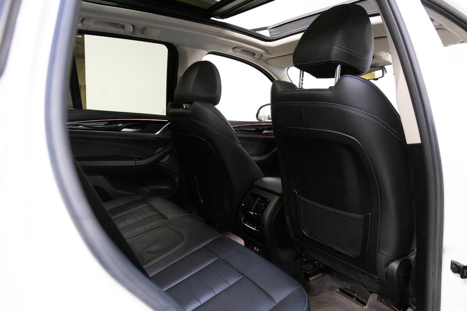 BMW iX3 Charged Plus 5d