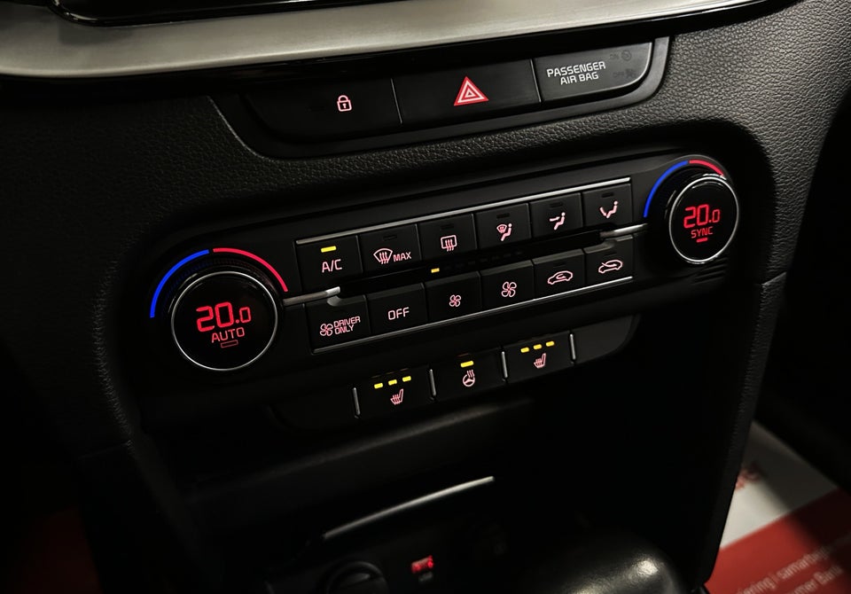 Kia Ceed 1,6 PHEV Prestige SW DCT 5d