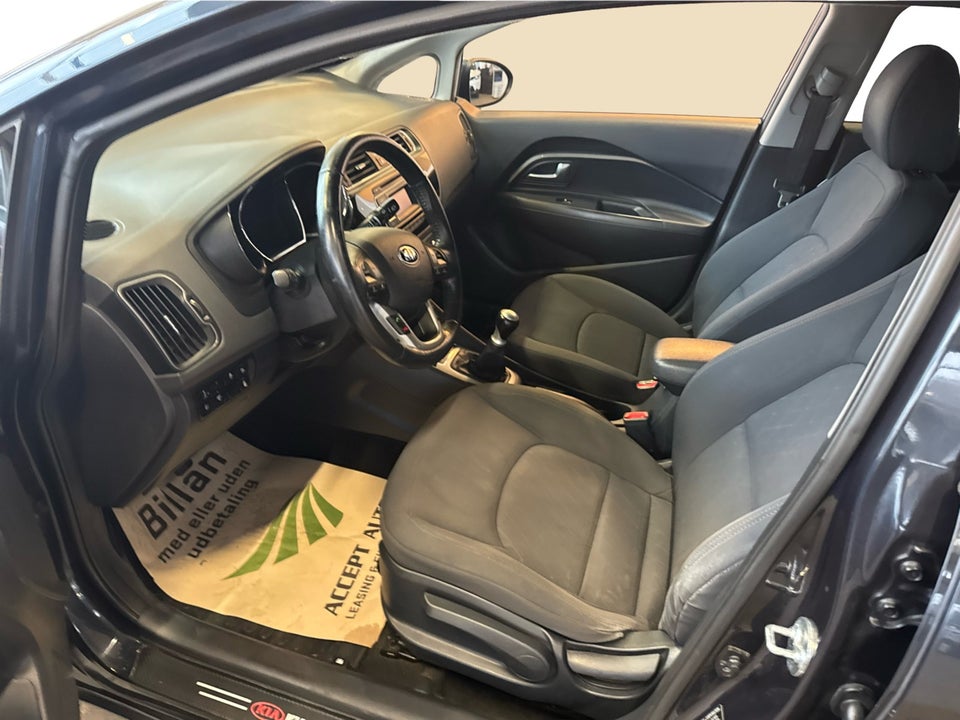 Kia Rio 1,2 CVVT Premium 5d