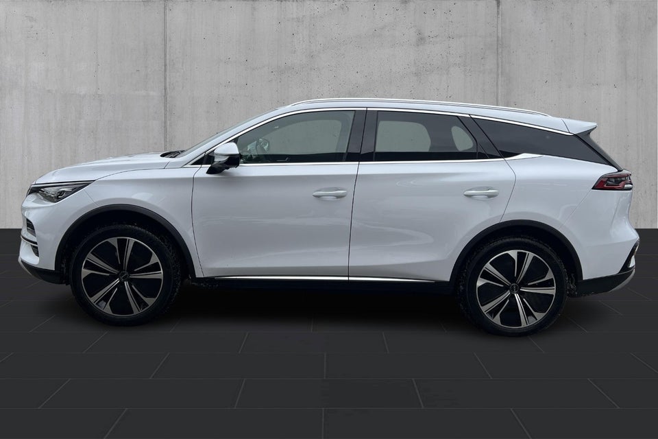 BYD Tang 109 Flagship AWD 7prs 5d