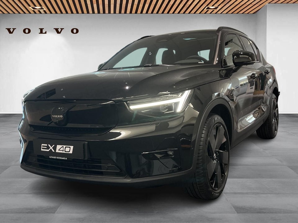 Volvo EX40 Extended Range Black Edition Excess 5d