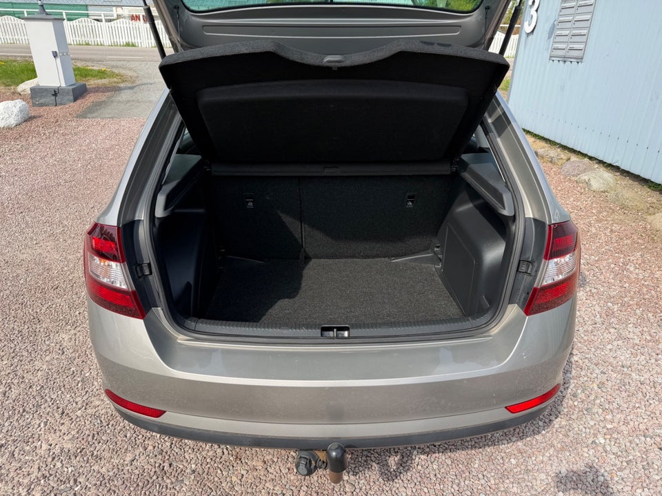 Skoda Rapid 1,0 TSi 110 Ambition Spaceback 5d
