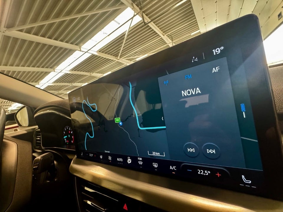 Ford Focus 1,0 EcoBoost mHEV Titanium 5d