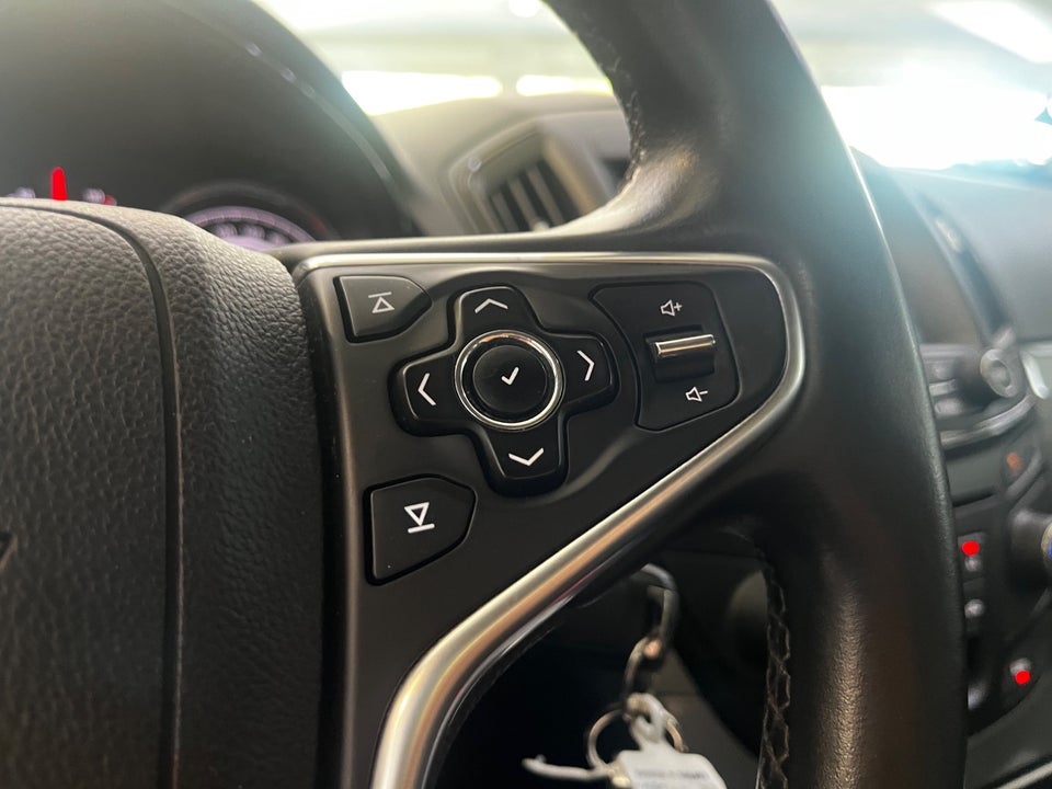 Opel Insignia 1,6 CDTi 136 Cosmo Sports Tourer aut. 5d