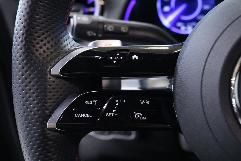 Mercedes EQB250+ AMG Line 7prs 5d