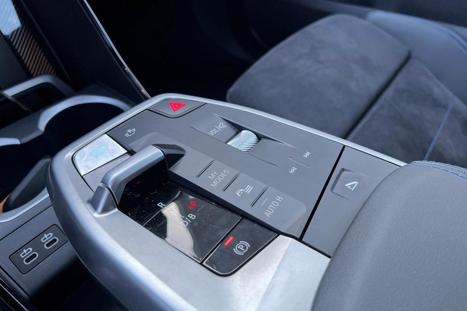 BMW iX1 eDrive20 M-Sport 5d