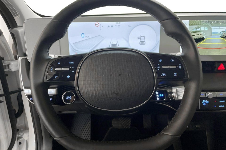 Hyundai Ioniq 5 77 Essential AWD 5d