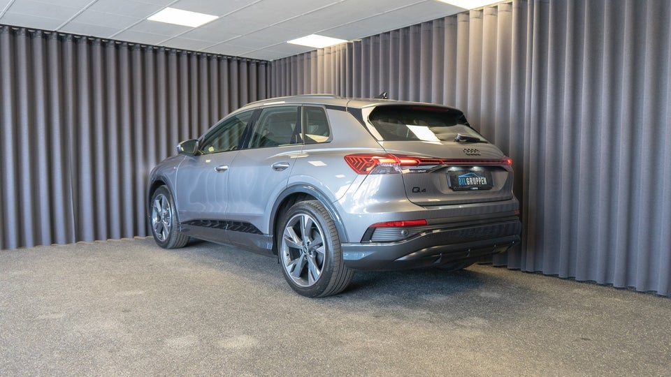 Audi Q4 e-tron 45 S-line Edition 5d
