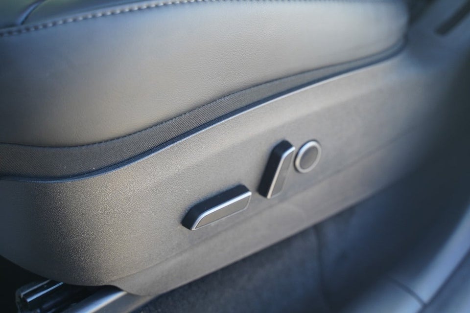 Tesla Model Y RWD 5d