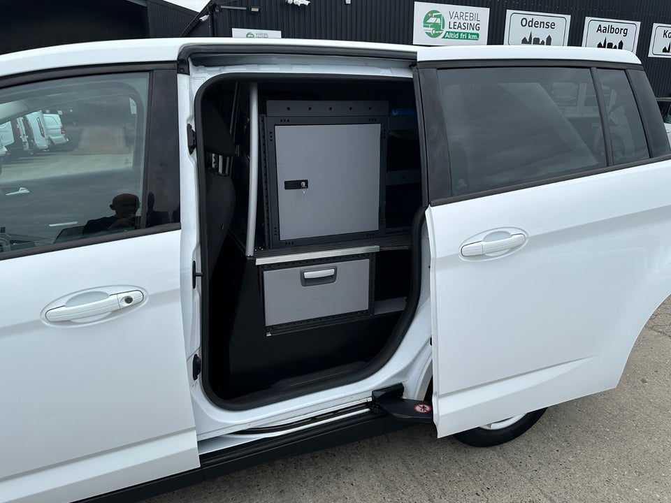 Ford Grand C-MAX 1,5 TDCi 120 Business Van 5d