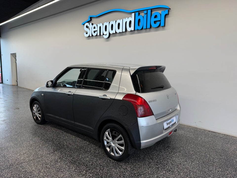 Suzuki Swift 1,5 GL-A 5d