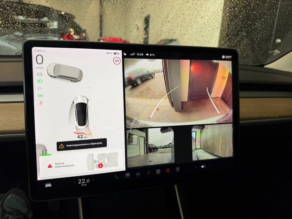 Tesla Model 3 Standard Range+ RWD 4d