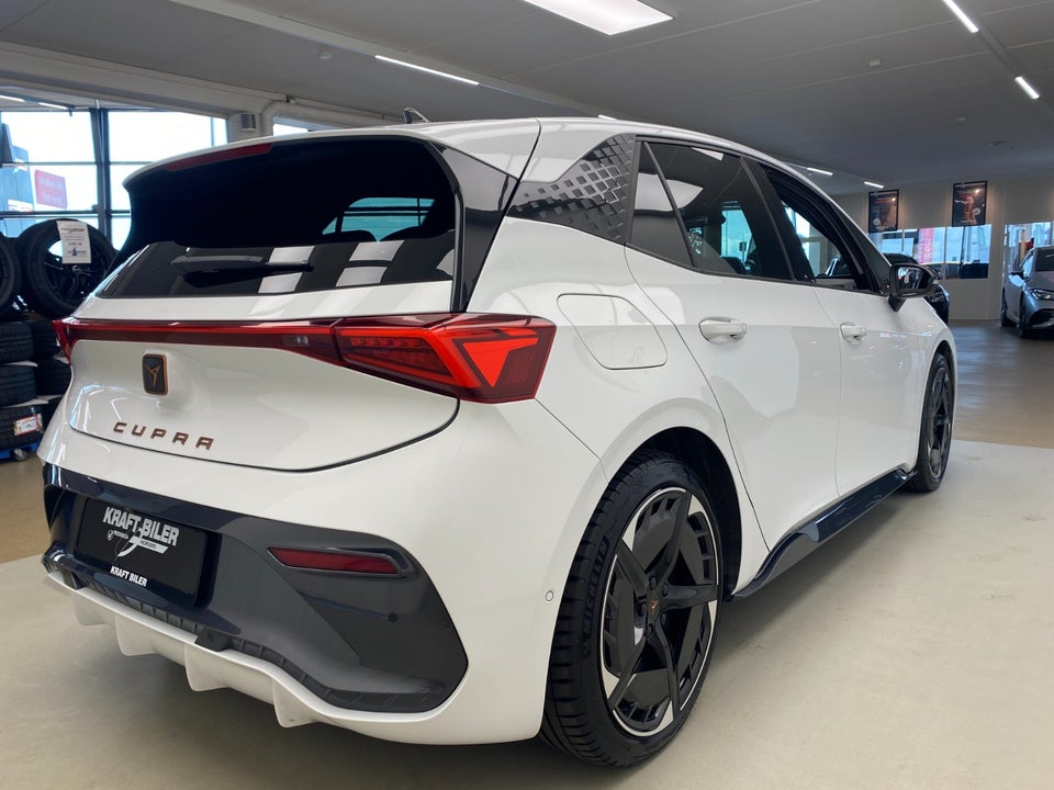 Cupra Born 77 Pasión 5d