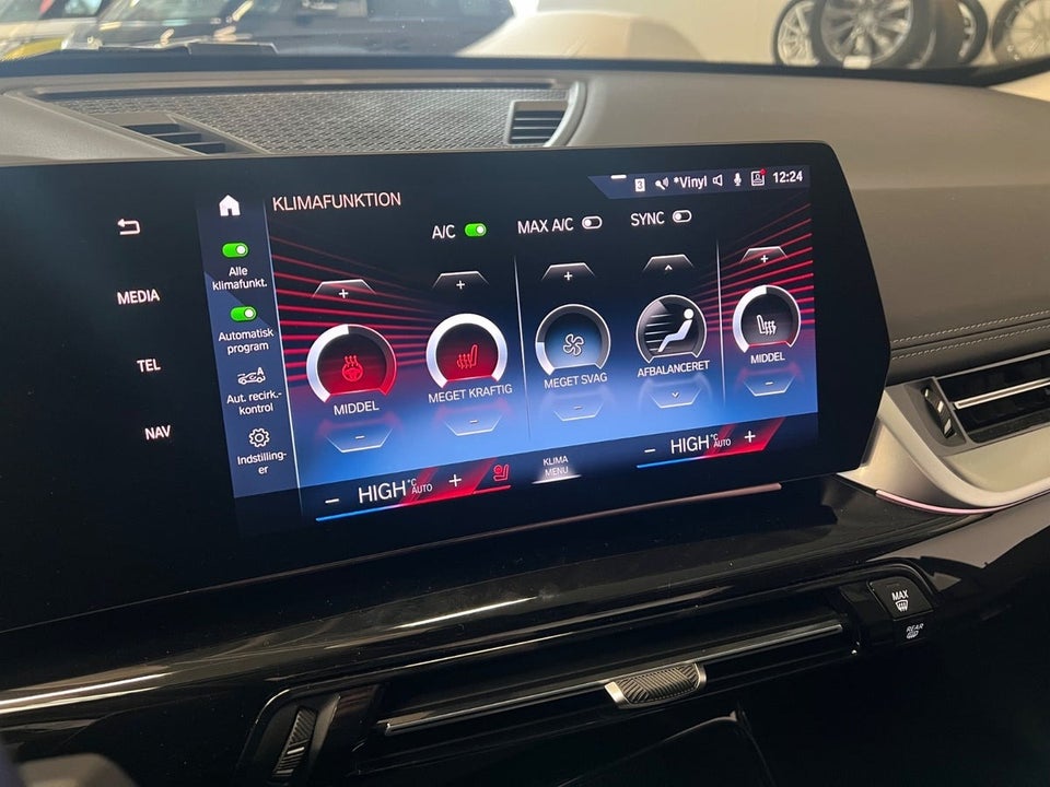 BMW iX1 xDrive30 X-Line 5d