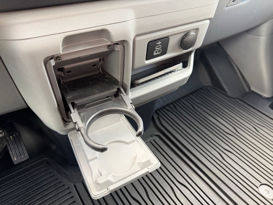 Ford Transit Custom 300 L2 2,0 EcoBlue Limited aut.