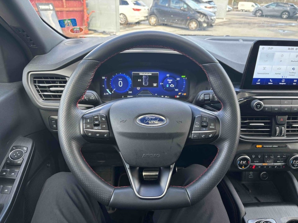 Ford Kuga 2,5 PHEV ST-Line X CVT 5d