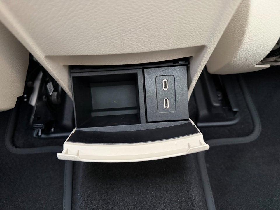 Mercedes EQB250+ Progressive 5d