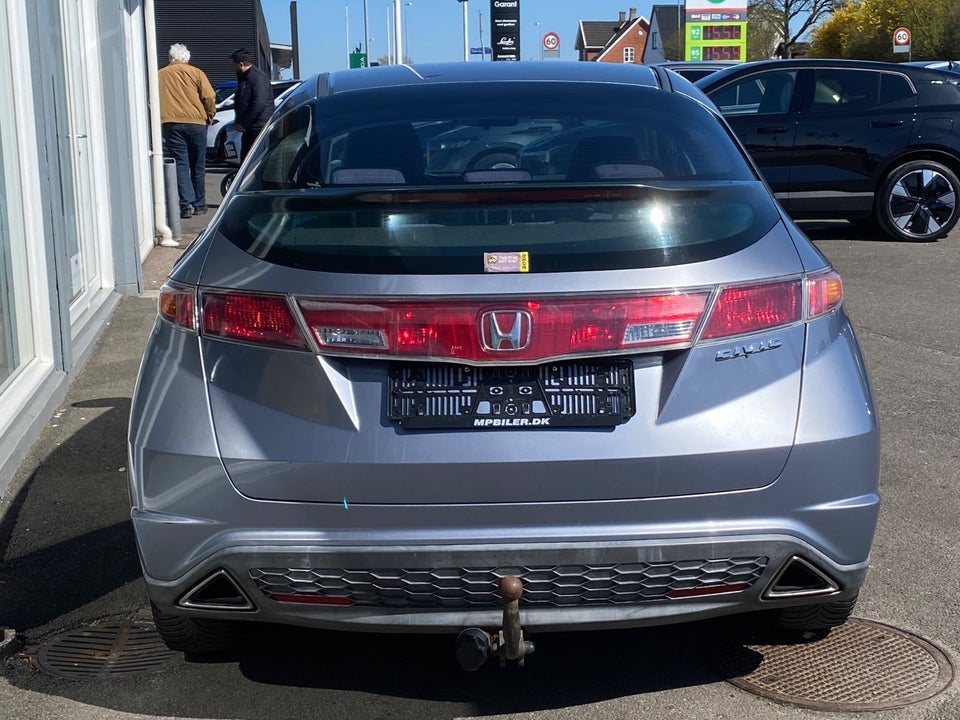 Honda Civic 1,8 Comfort 5d