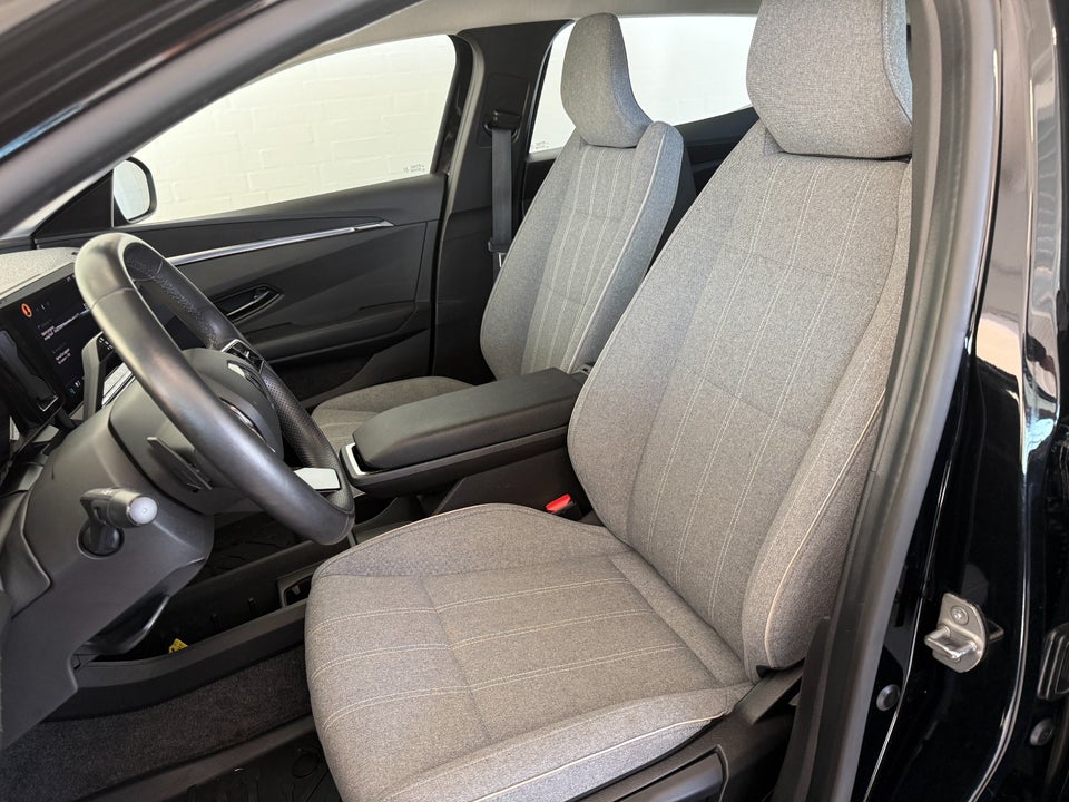 Renault Megane E-Tech 40 Equilibre 5d