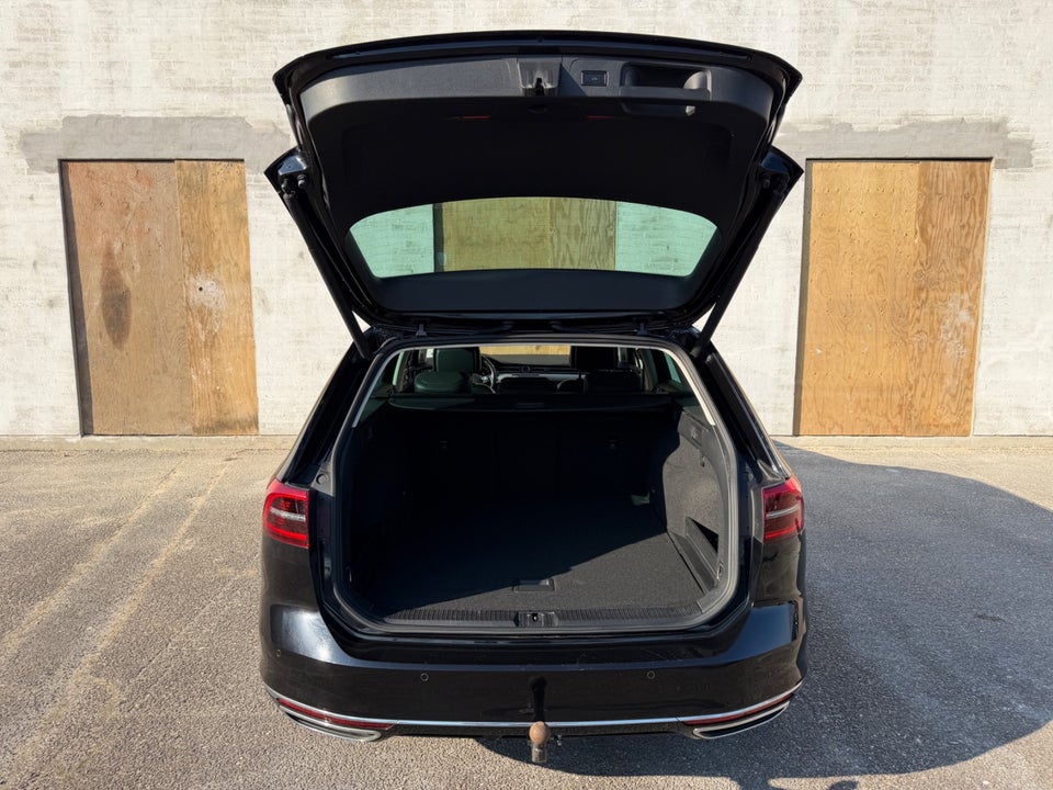 VW Passat 2,0 TDi 190 Highline Variant DSG 4Motion 5d