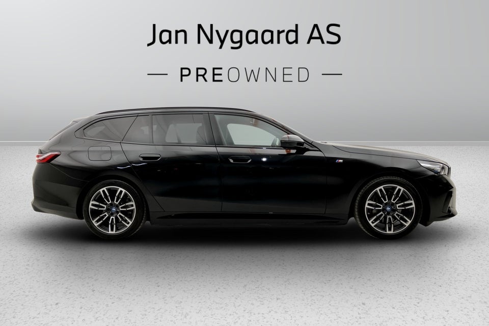 BMW i5 eDrive40 Touring M-Sport 5d