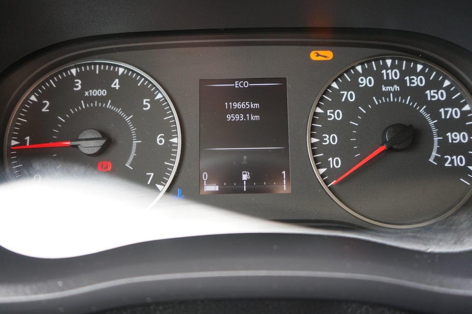 Renault Master IV T35 2,3 dCi 150 L3H2 Kassevogn