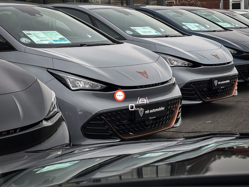 Audi Q8 e-tron 55 S-line Sportback quattro 5d