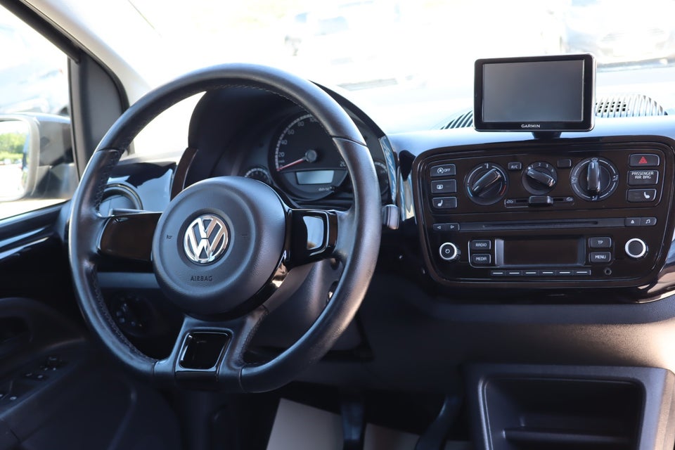 VW Up! 1,0 60 Dynamic BMT 5d