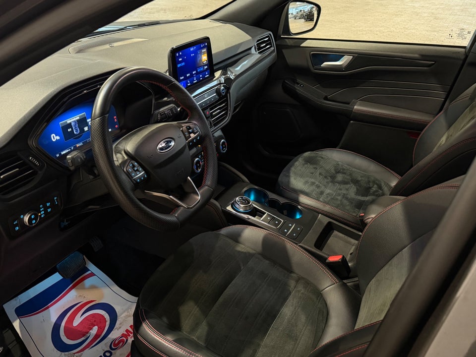 Ford Kuga 2,5 PHEV ST-Line X CVT 5d