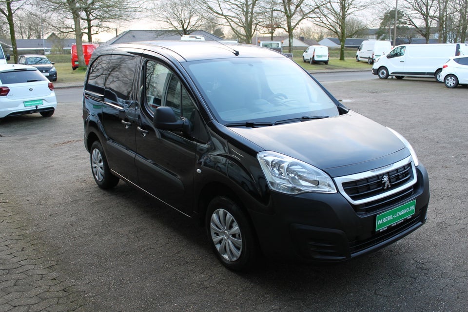 Peugeot Partner 1,6 BlueHDi 100 L1 Flex Van 5d