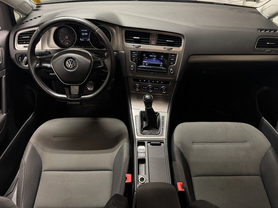 VW Golf VII 1,4 TSi 122 Comfortline BMT 5d