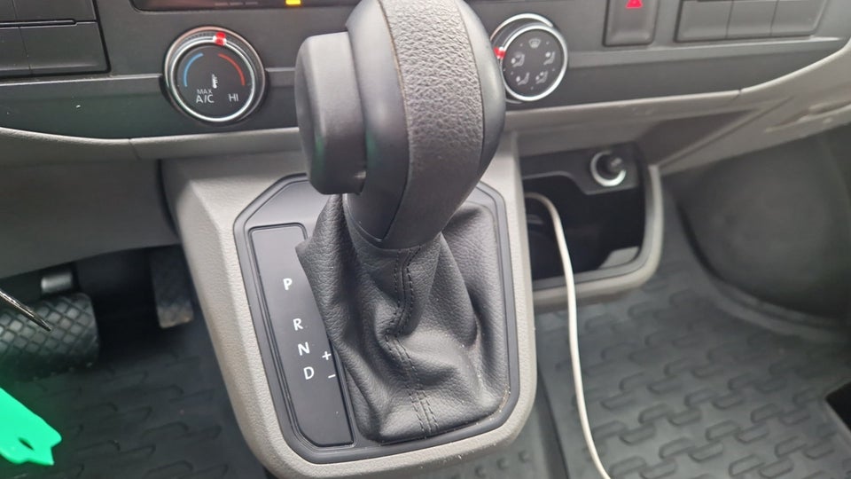 VW Transporter 2,0 TDi 150 Ladvogn DSG lang