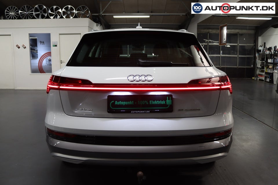 Audi e-tron 55 Prestige quattro 5d