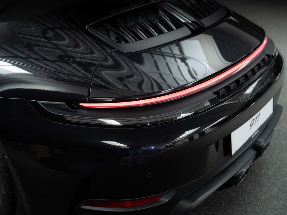 Porsche 911 Carrera 4 GTS 3,6 Cabriolet PDK 2d