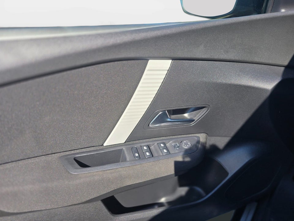 Citroën C4 1,2 PureTech 100 Feel 5d