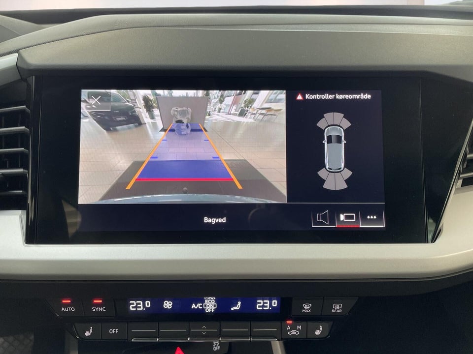 Audi Q4 e-tron 45 Attitude quattro 5d