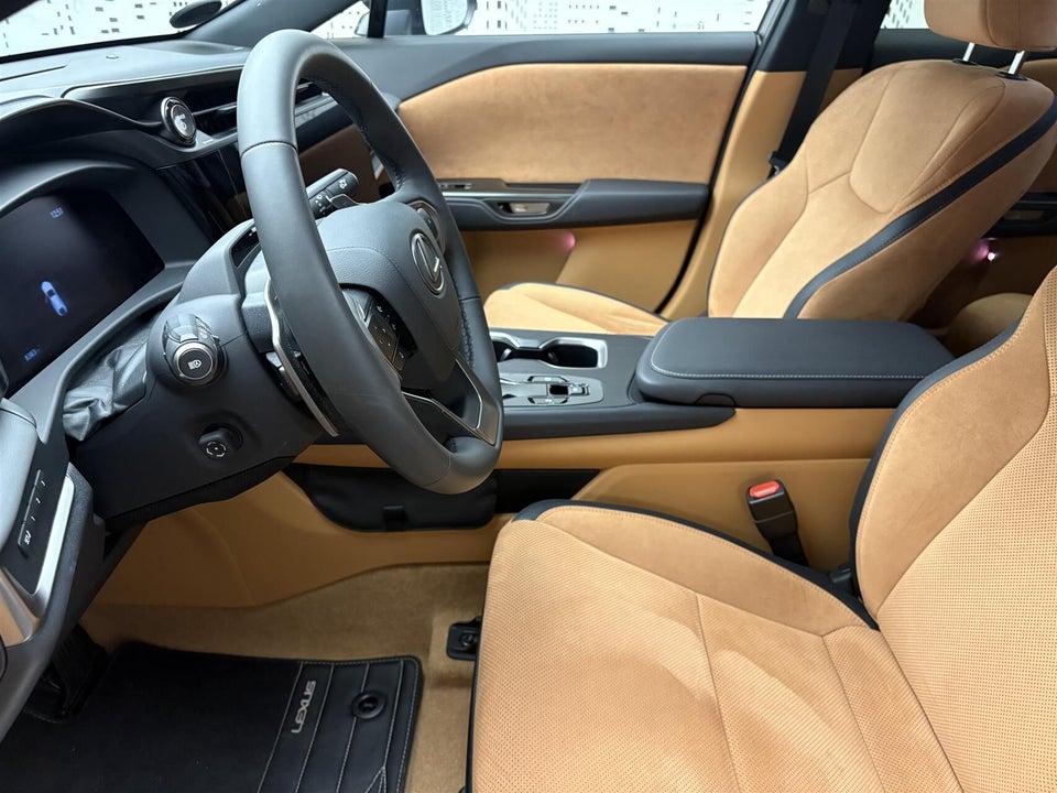 Lexus RZ300e Luxury 5d