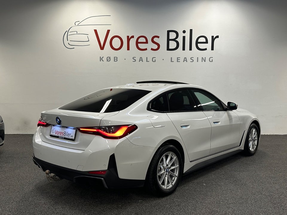 BMW i4 eDrive40 Charged 5d