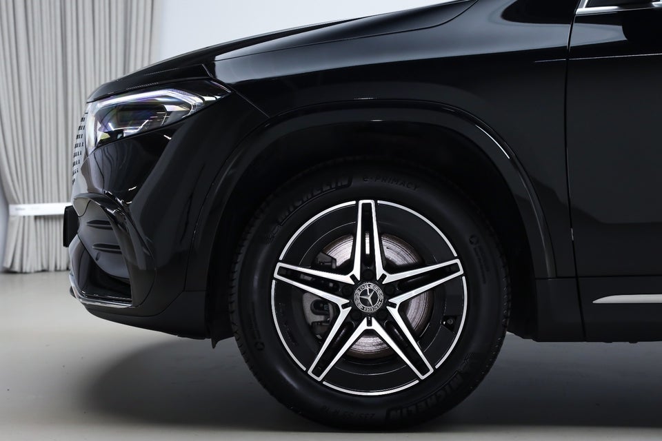 Mercedes EQA350 AMG Line Premium 4Matic 5d
