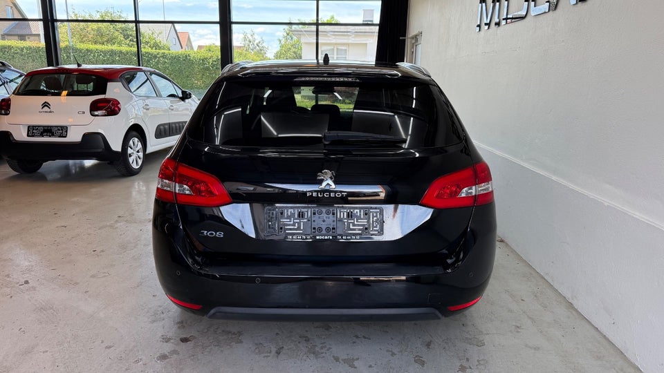Peugeot 308 1,2 e-THP 130 Allure Sky SW 5d