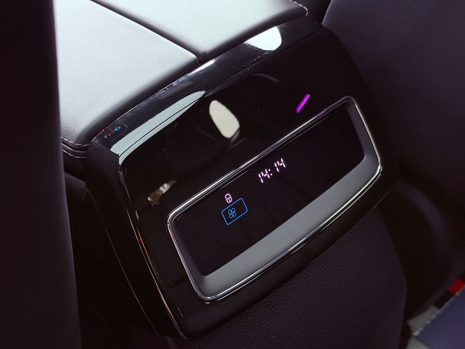 BYD Tang 109 Flagship AWD 7prs 5d