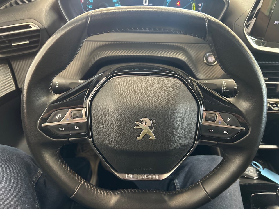 Peugeot e-208 50 Active Van 5d
