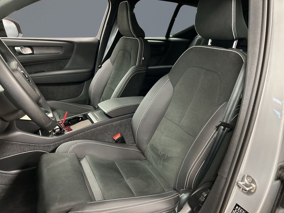 Volvo EX40 Extended Range Core 5d