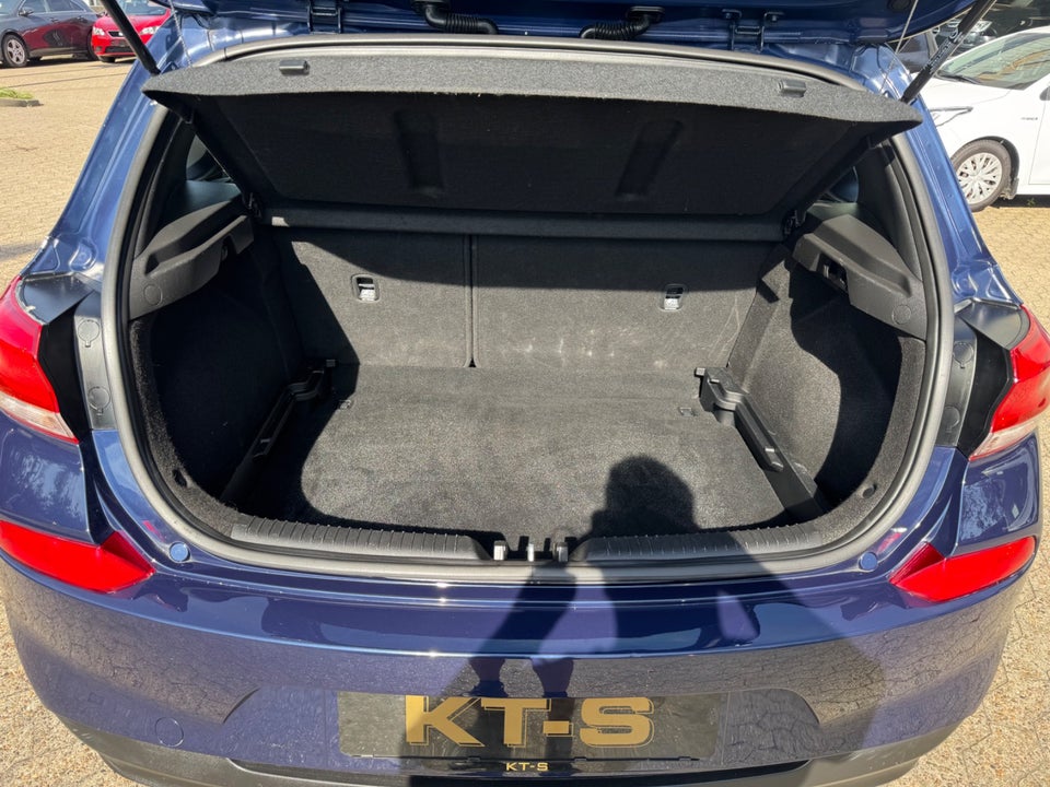 Hyundai i30 1,0 T-GDi Life Komfort 5d