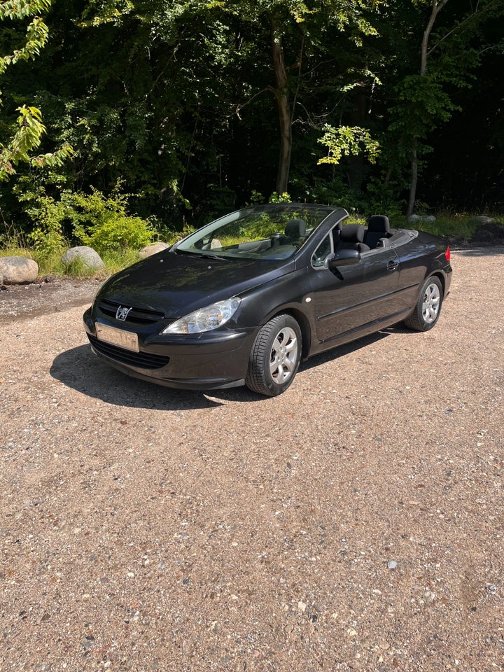 Peugeot 307 2,0 16V CC 2d